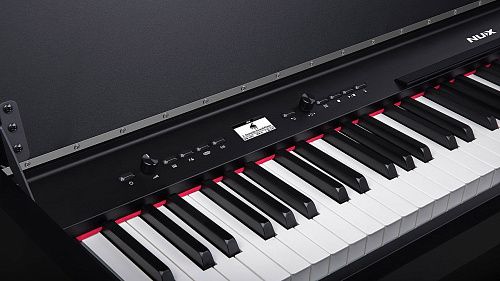 Nux NCK-330-BK Цифровое пианино, черное.